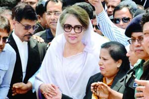 খালেদা জিয়াসহ ১৪ জনের বিরুদ্ধে ইস্যু গঠন ১৪ জুলাই