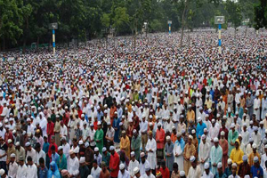 মুসলিম উম্মাহর শান্তি কামনা শোলাকিয়ায়