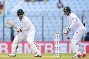 বাংলাদেশ-দক্ষিণ আফ্রিকা সিরিজ তৃতীয় দিন শেষেও এগিয়ে টাইগাররা