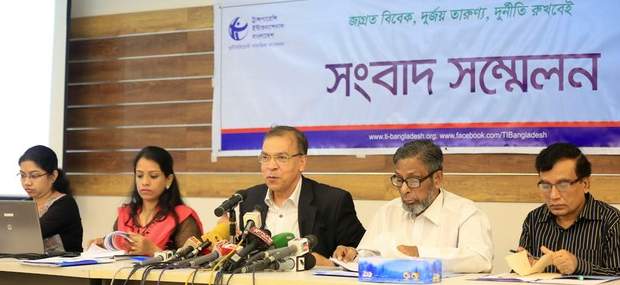 এককেন্দ্রিক নিয়ন্ত্রণে অকার্যকর সংসদীয় কমিটি: টিআইবি