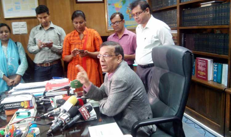 ‘রিজাল ব্যাংককে চুরির অর্থ ফেরত দিতেই হবে’: আইনমন্ত্রী আনিসুল হক