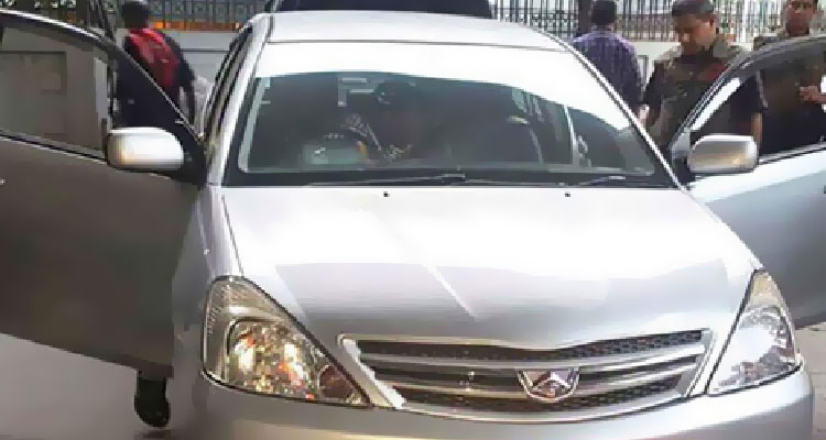 বিশ্বব্যাংকের আরো একটি গাড়ি জব্দ