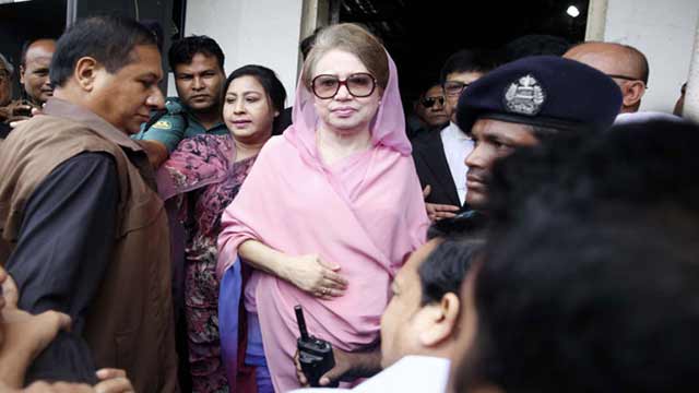 জিয়া চ্যারিটেবল মামলায় খালেদা জিয়ার জামিনের সময় বৃদ্ধি