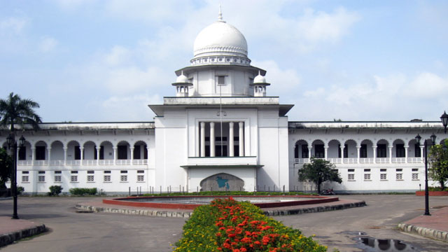 নবজাতককে দ্বিখণ্ডিত: ৬ জনকে অব্যাহতি