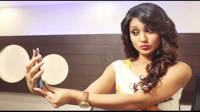 মিমির নতুন ট্যাটুর রহস্য