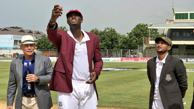 বোলিংয়ে বাংলাদেশ, একাদশে তাইজুল