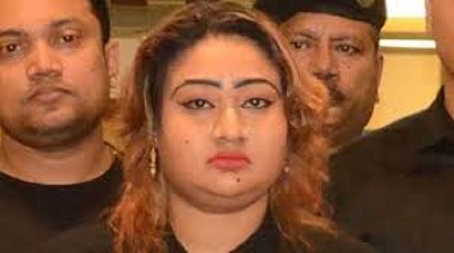পাপিয়া ও তার স্বামীর বিরুদ্ধে দুদকের মামলা